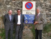Jean Slomiany, président du Lions Club, Bernard Loisy (Lions Club) et Jacques Bellier, maire de Jouy-en-Josas Jean Slomiany, président du Lions Club, Bernard Loisy (Lions Club) et Jacques Bellier, maire de Jouy-en-Josas