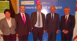 Cécile Simon, Directrice d'Yvelines Active, Patrick François, Directeur inter-régional de la Caisse des Dépots et de Consignations, Christian Sauter, Président de l'association France Active, Alain Schmitz, Président du Conseil général des Yvelines et Denis Painchault, Président d'Yvelines Actives Cécile Simon, Directrice d'Yvelines Active, Patrick François, Directeur inter-régional de la Caisse des Dépots et de Consignations, Christian Sauter, Président de l'association France Active, Alain Schmitz, Président du Conseil général des Yvelines et Denis Painchault, Président d'Yvelines Actives
